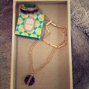 Necklace & bracelet set